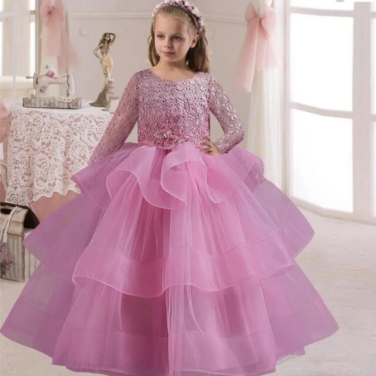 High-end party dress for elegant celebrity girl, 4-14 years old princess dress.