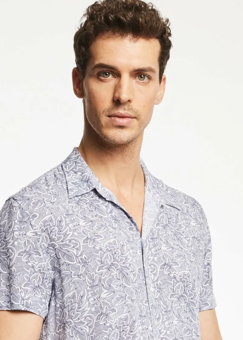 Short-sleeved shirt