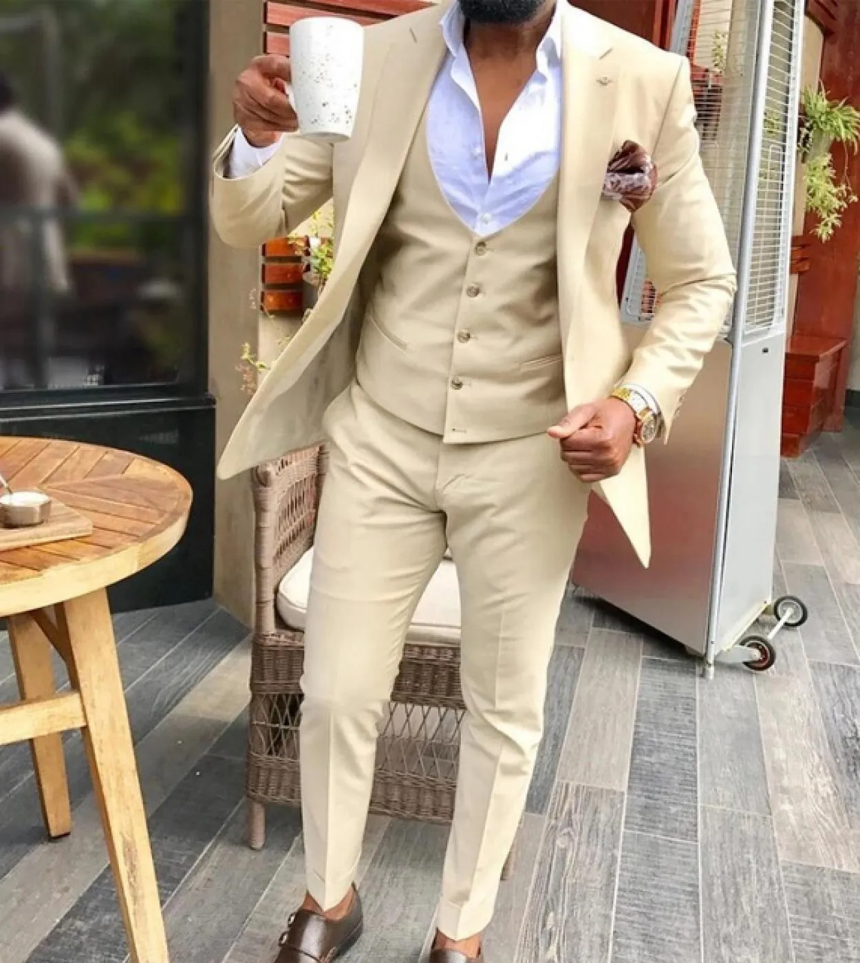 Slim Fit Casual Uomo Abiti 3 Pezzi Giacca Beige Con Pantaloni Gilet Moda Maschile Smoking Da Sposa Per Groomsmen 2022 abiti